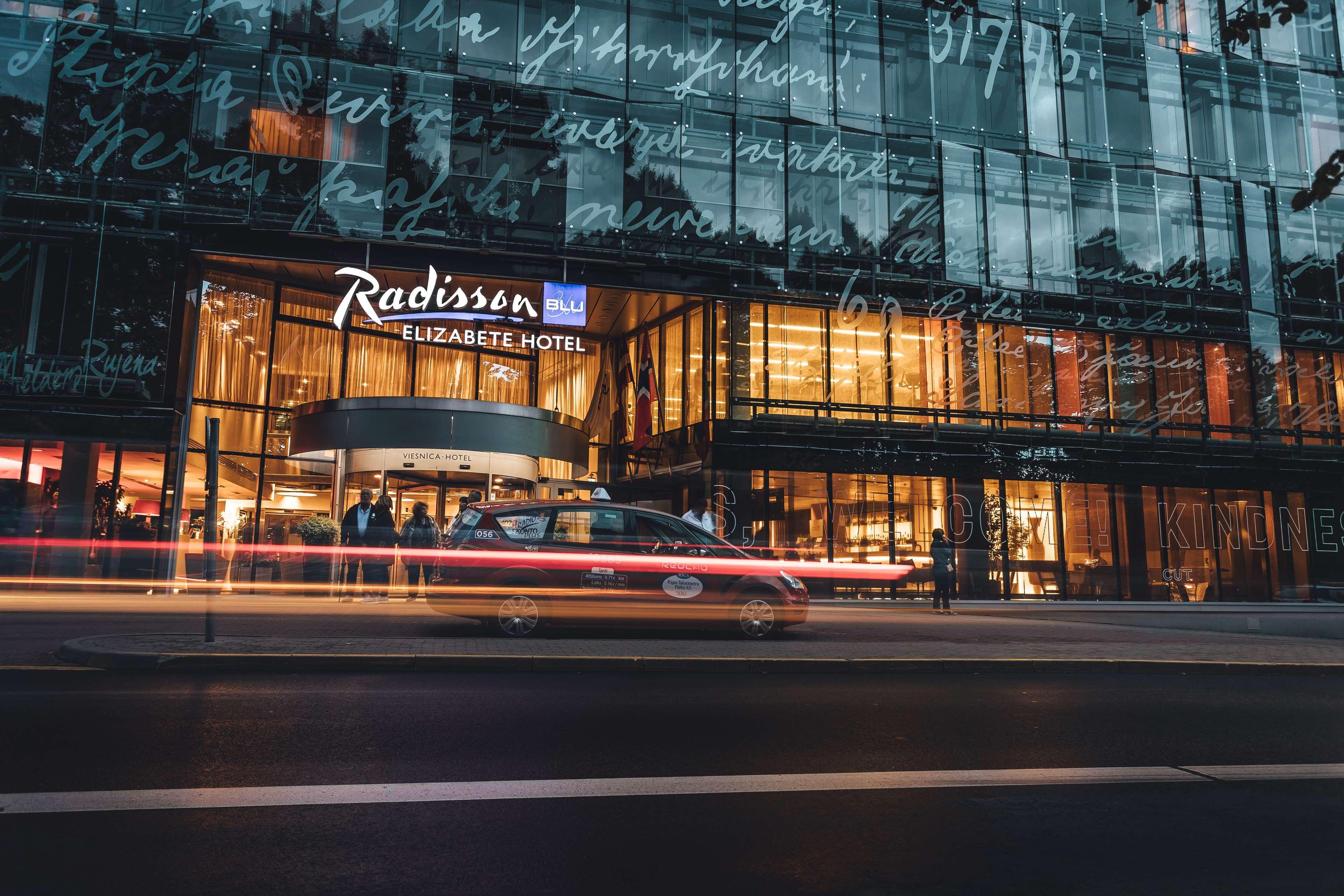 Radisson Blu Elizabete Hotel, Рига Экстерьер фото