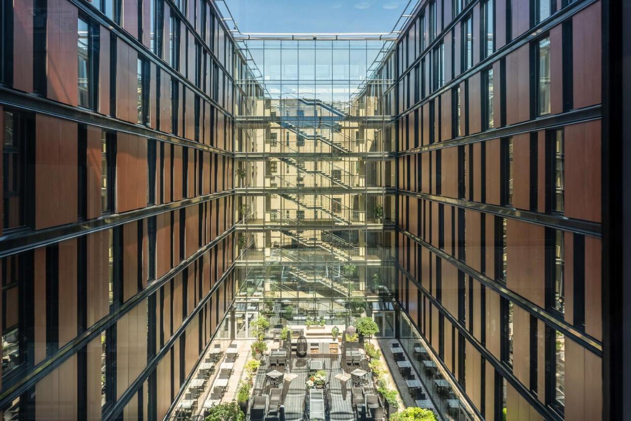 Radisson Blu Elizabete Hotel, Рига Экстерьер фото